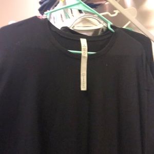 Lululemon black long sleeve shirt